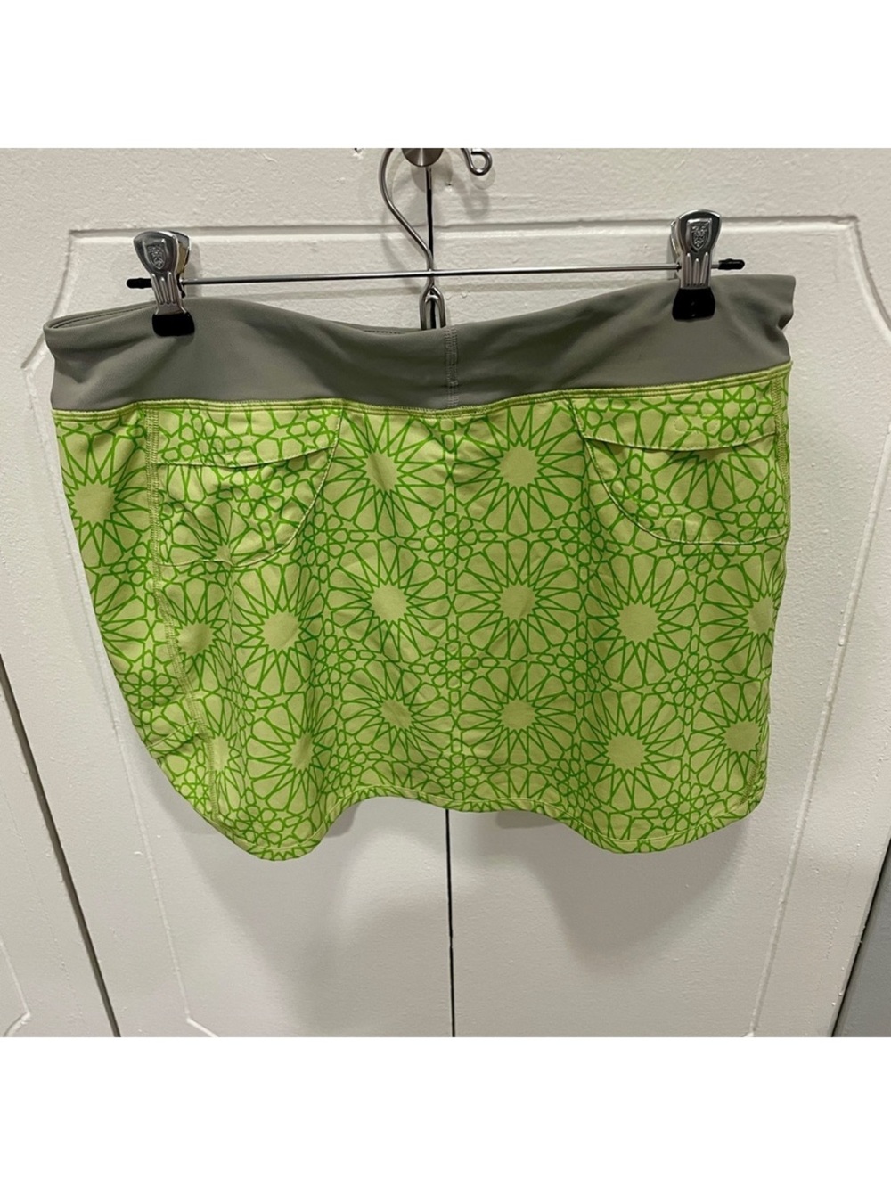 Patagonia Lime Green Printed Athletic Skort with Gray Waistband XL